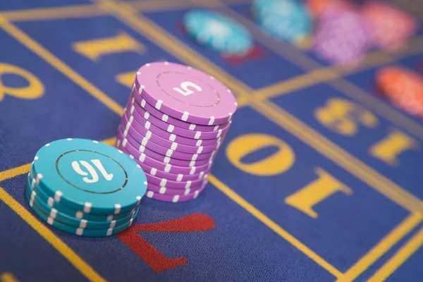 go55 app showing tennis match and live blackjack table side by side go55 app showing tennis match and live blackjack table side by side